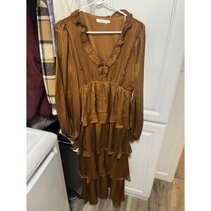 Brand NEW Lush Tiered Long Sleeve Maxi Dress Size Large